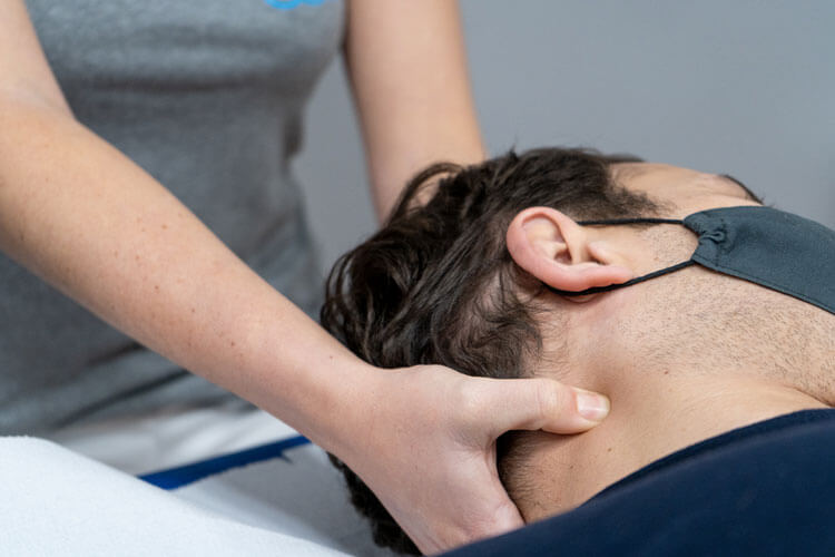 servicio-osteopatia-fisioterapia-deportiva-castro-barcelona